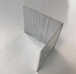 Maxal 60+ Abschlußwinkel pressblank 